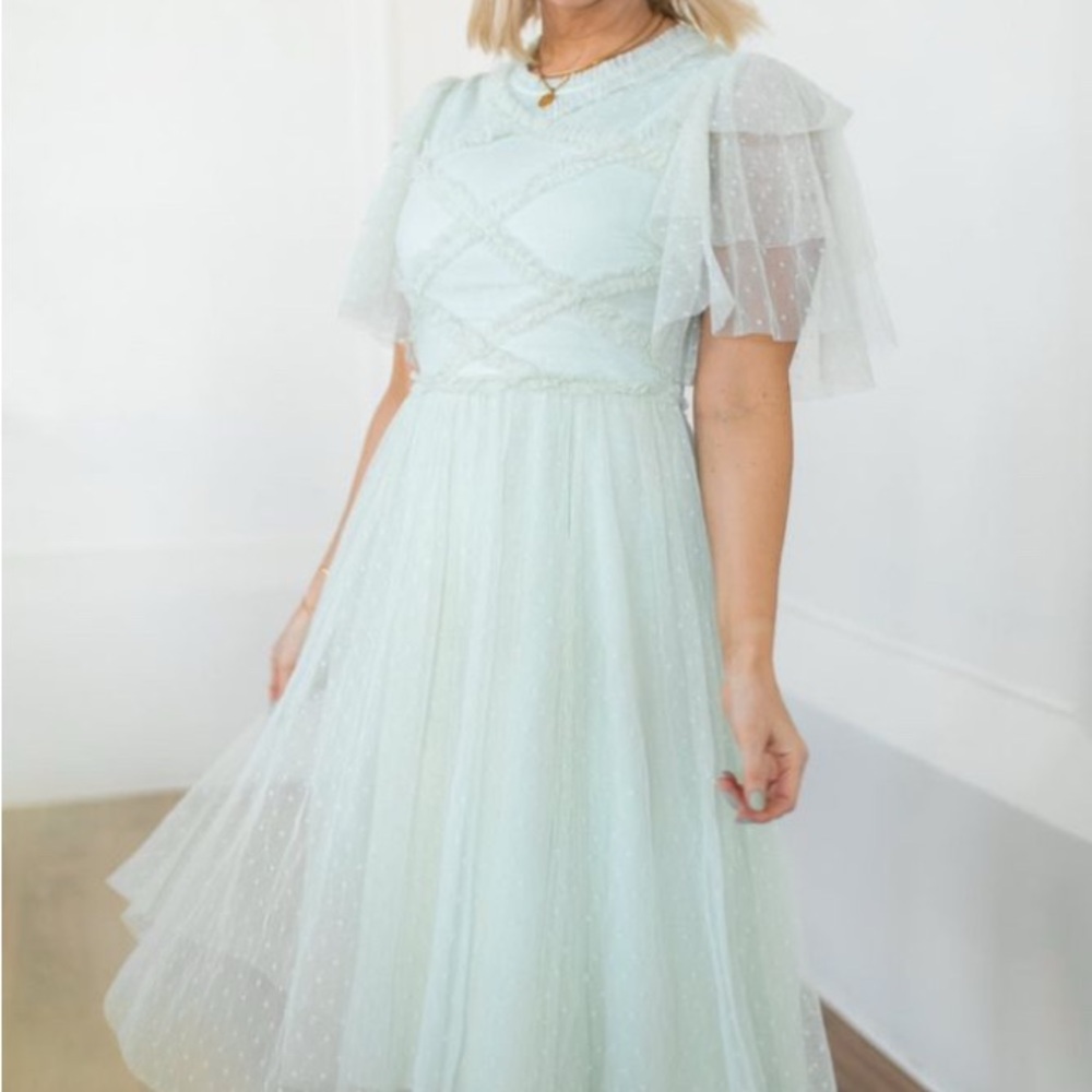 Ivy City Co Tara Dress in Mint